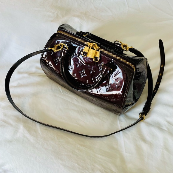 Louis Vuitton Montana Handbag Monogram Vernis Burgandy - Picture 4 of 16